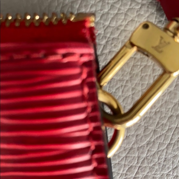 lv pochette - Picture 3 of 8